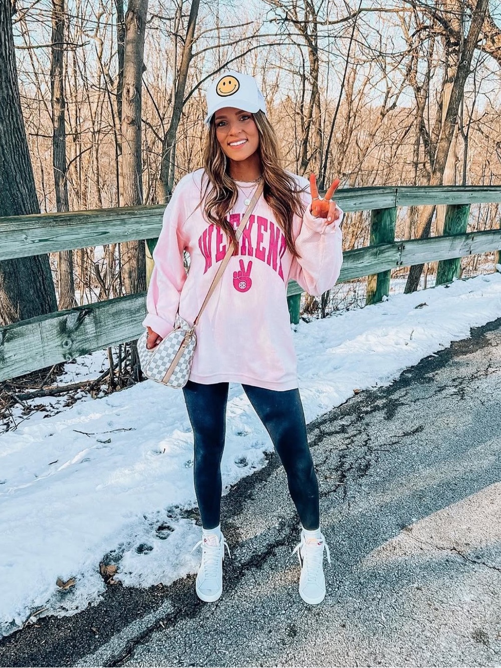 WEEKEND UNITED MONOGRAMS CORDED CREWNECK
